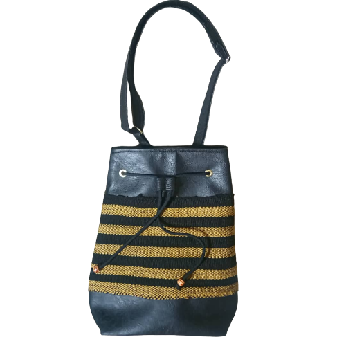 Bucket Pull String Bucket bags with pull string